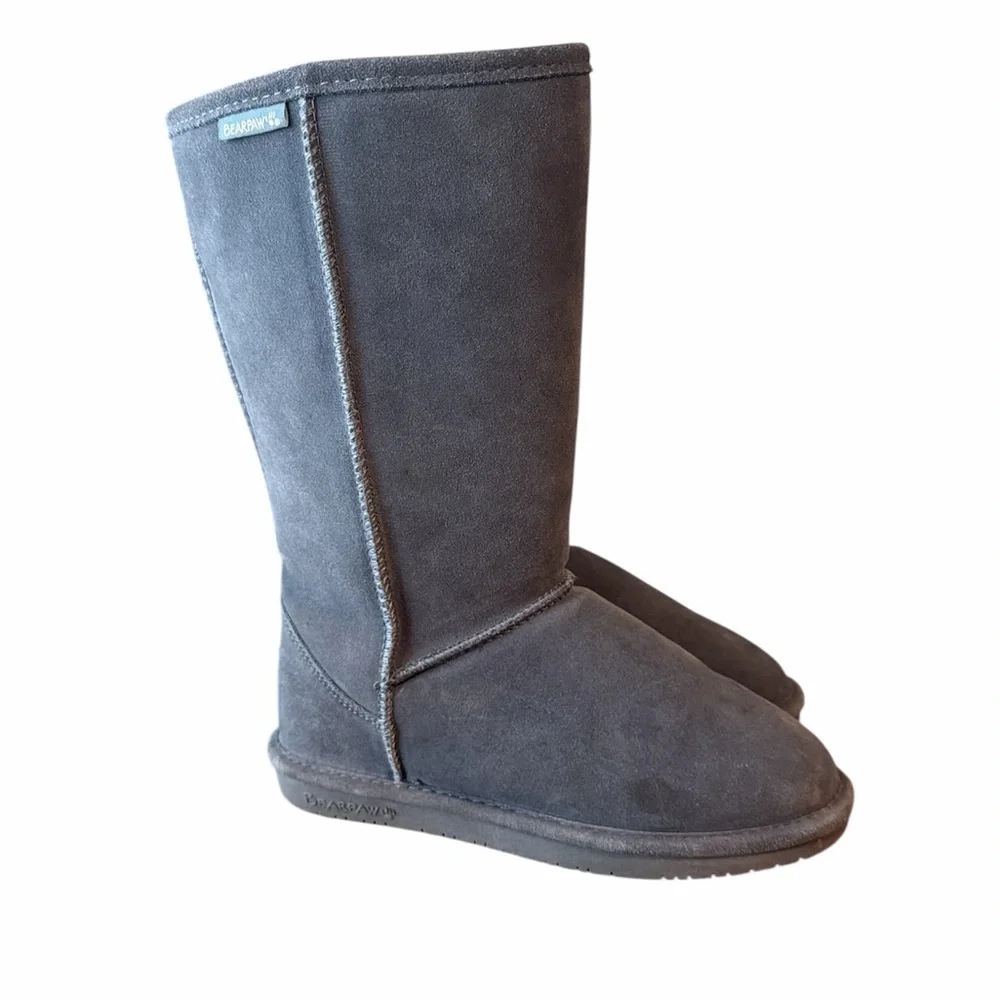 Bearpaw Suede Gray Tall Boots Size 8 Sherpa Lined Winter Cozy Comfy Grey